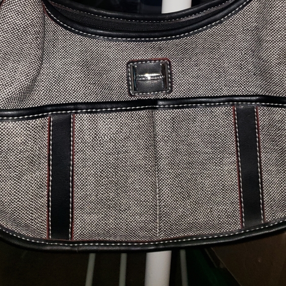 TOMMY HILFIGER SPORT BAGUETTE NWOT - Picture 8 of 8